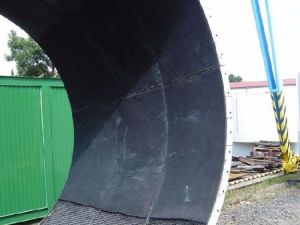 Výstelky z materiálu Tribet v odsávacích a třídících systémech